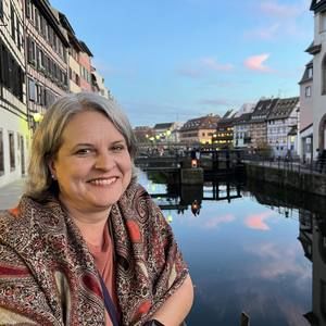 Meet your Posher, Amy